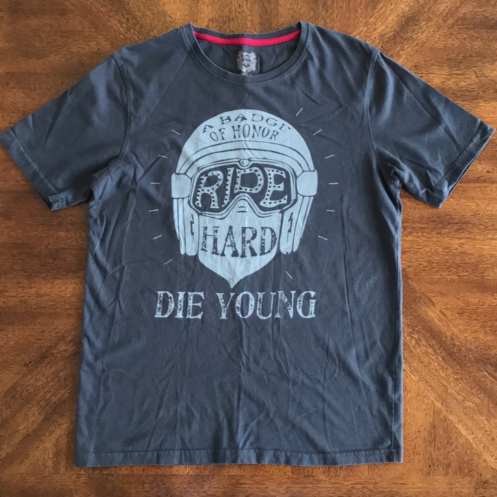 Studio Nyx Men's Gray RIDE HARD Short Sleeve Tee M
